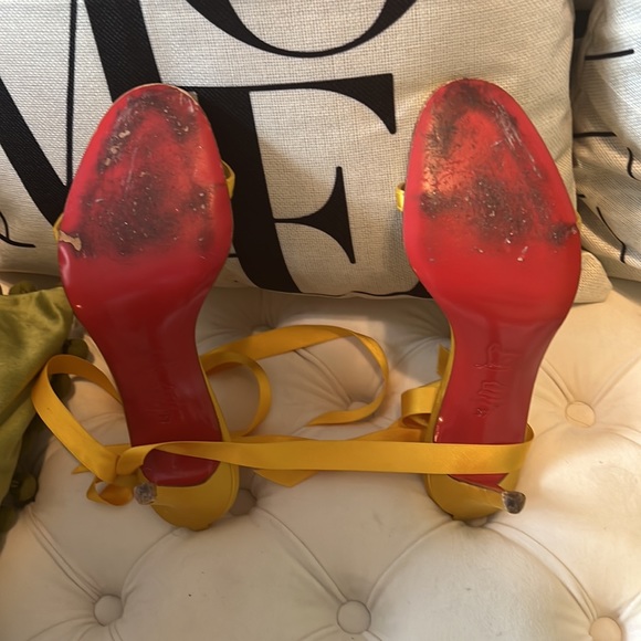 💛 Christian Louboutin Satin strappy sandals 💛 - Picture 6 of 8